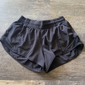 black lulu lemon hotty hot shorts